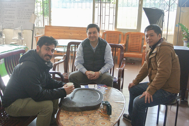 Шетелдіктермен қарым-қатынас жасау